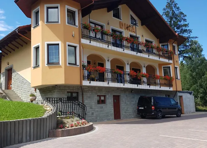 منزل للإقامة Dina فيسلا